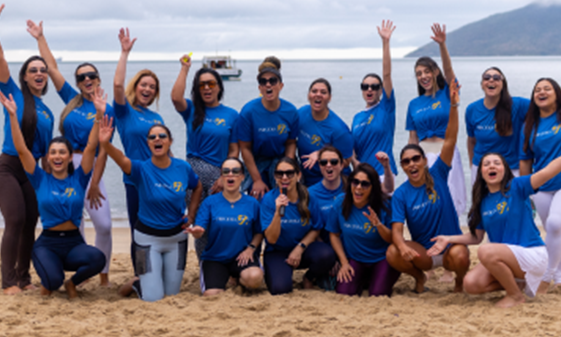 galeria_0004_Frame-1321317743